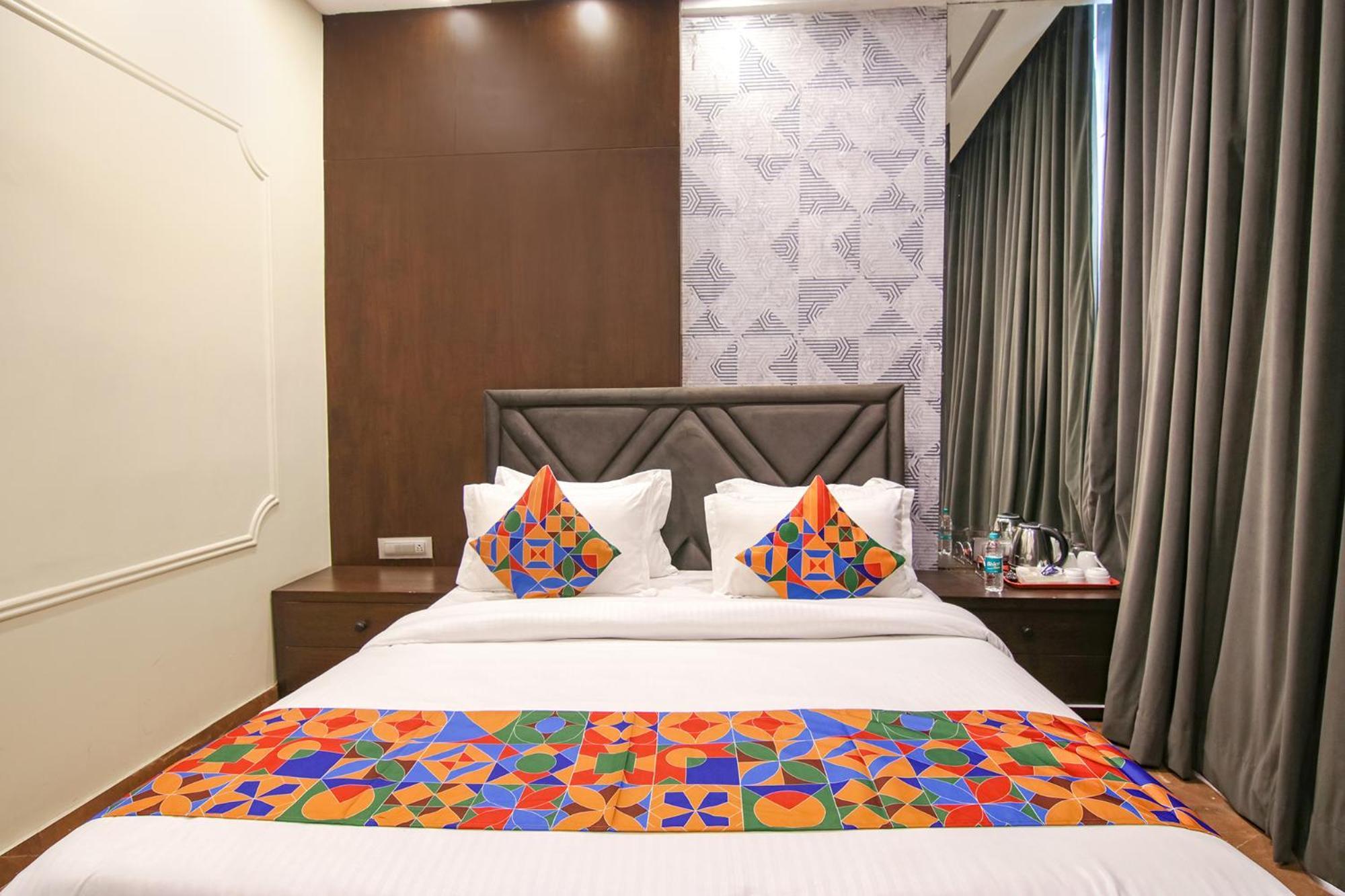 Fabhotel Prime K9 Crown Ludhiana Buitenkant foto