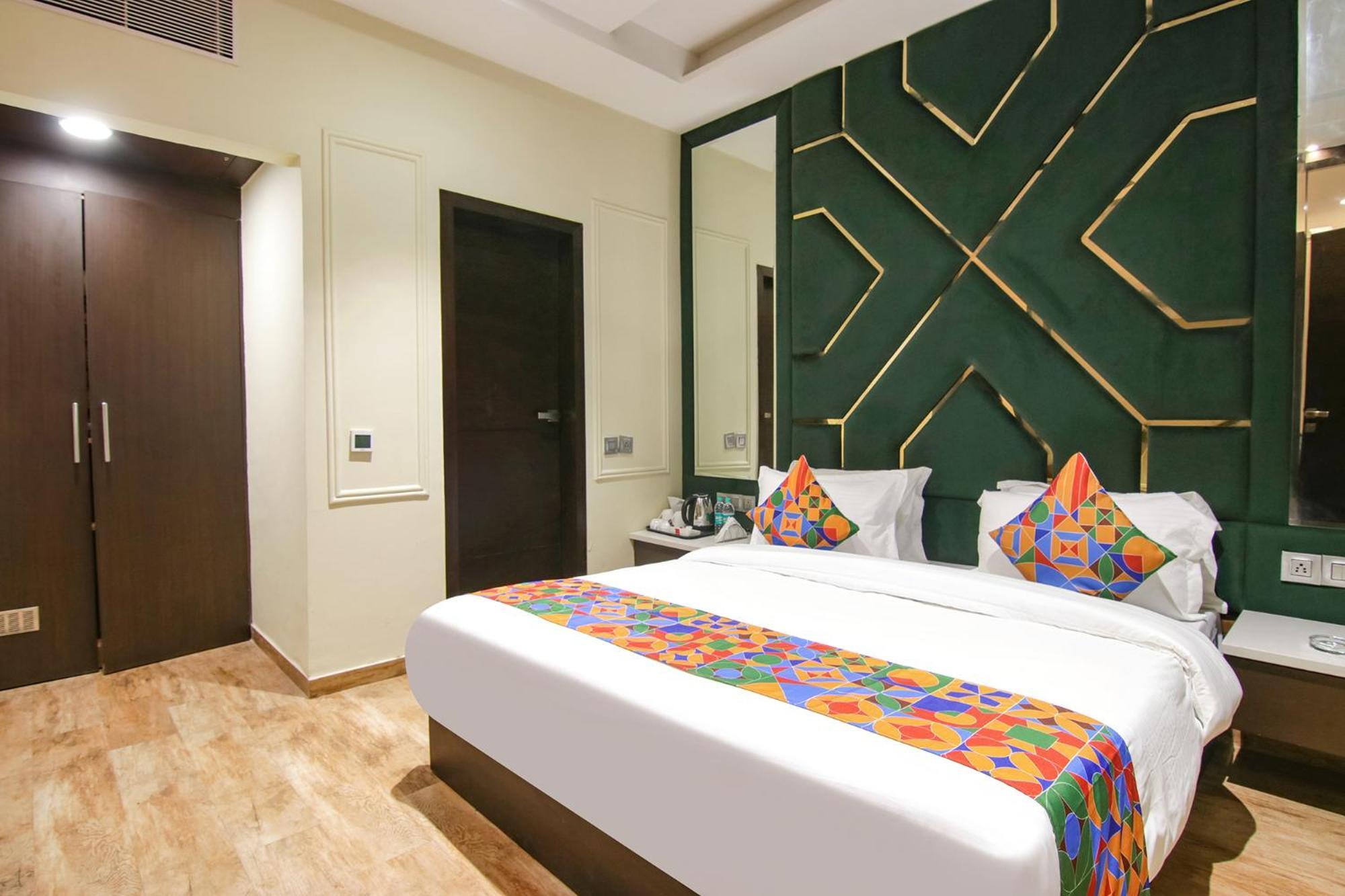 Fabhotel Prime K9 Crown Ludhiana Buitenkant foto