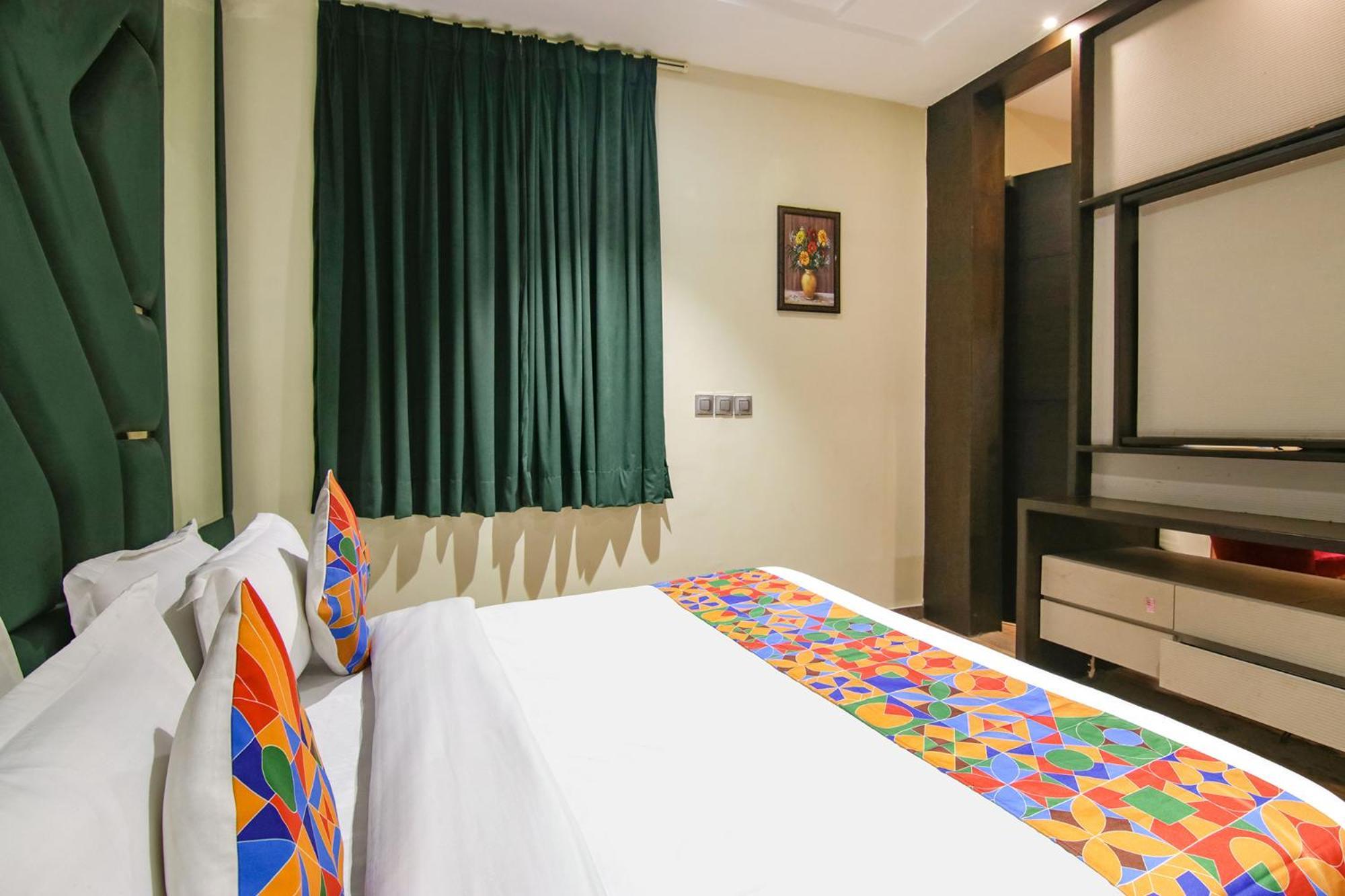 Fabhotel Prime K9 Crown Ludhiana Buitenkant foto